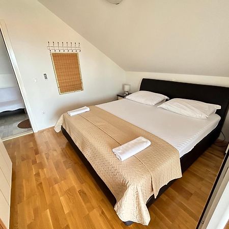 Apartments Sanda 2 Promajna Exterior photo